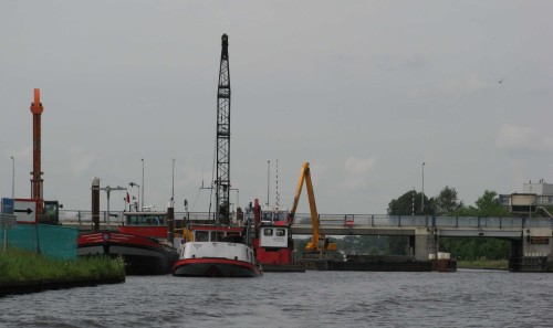 Graven voor het aquaduct bij de Drachtsterbrug